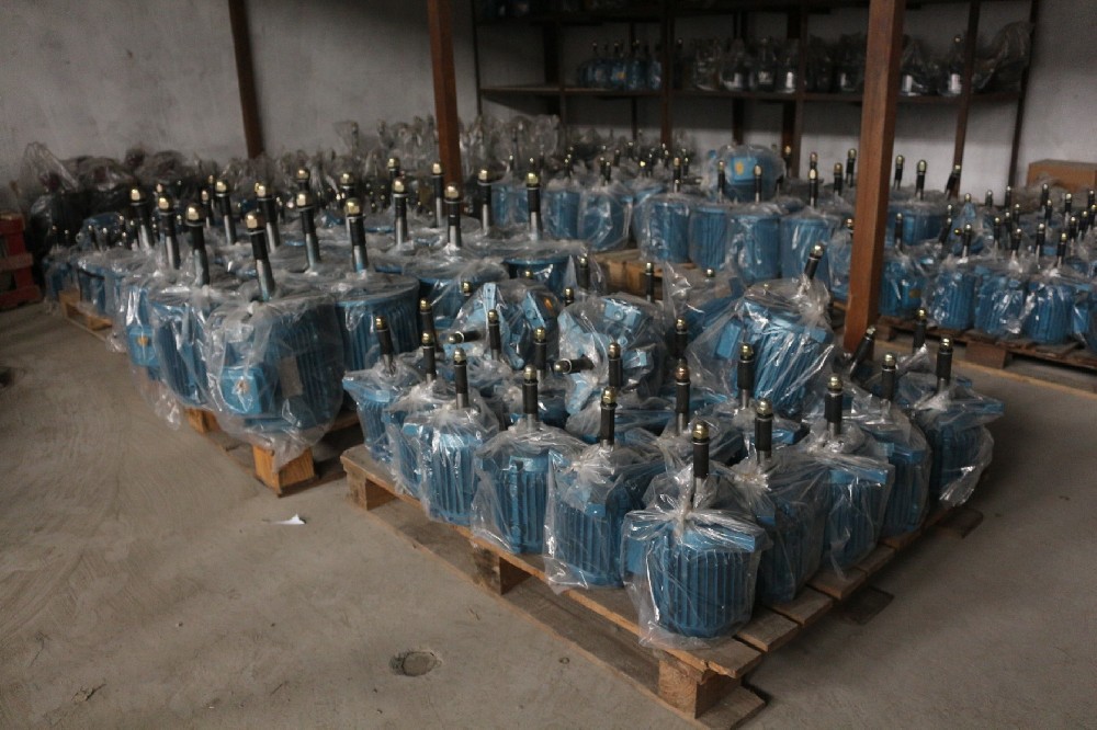 冷卻塔專用電機(jī)、減速機(jī)及配件